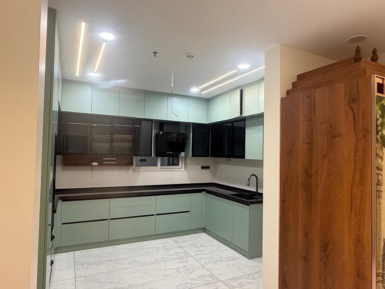 3 BHK Brand New Semi-Furnished Apartment for Rent in Sumadhura Olympus